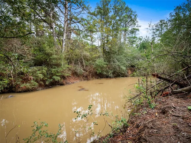 $999,000 | 127 Marina Road, Smithville, TX 78957