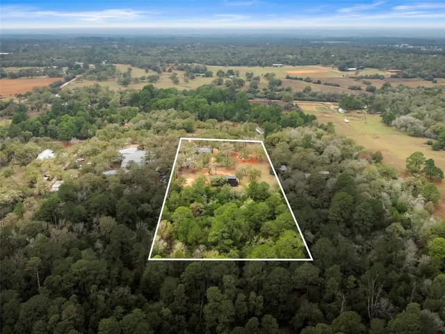 $999,000 | 127 Marina Road, Smithville, TX 78957