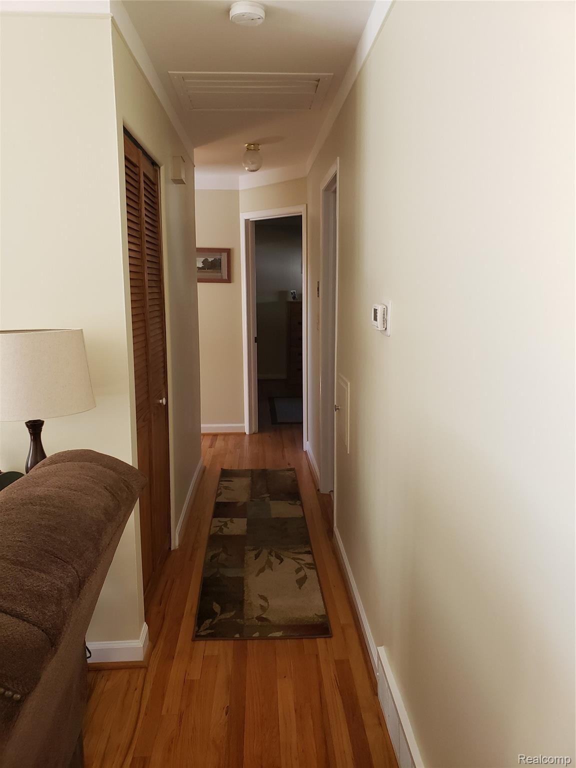 14916 Reeck Road Southgate, MI 48195 - Photo 30 of 55 hallway from living to bedrooms