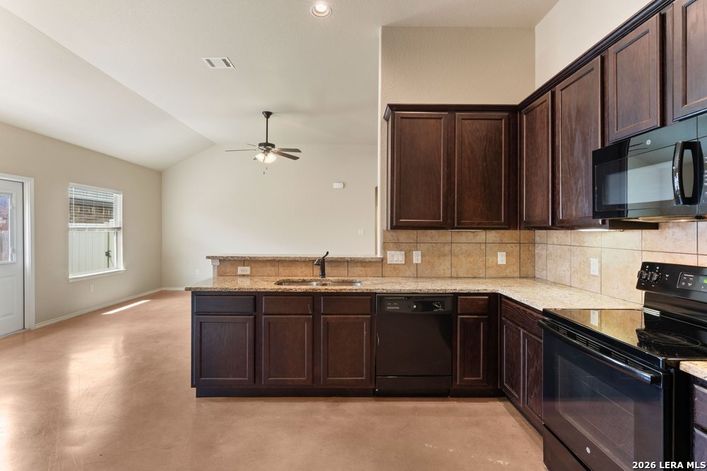2541 Pahmeyer Road New Braunfels, TX 78130 - Photo 11 of 29