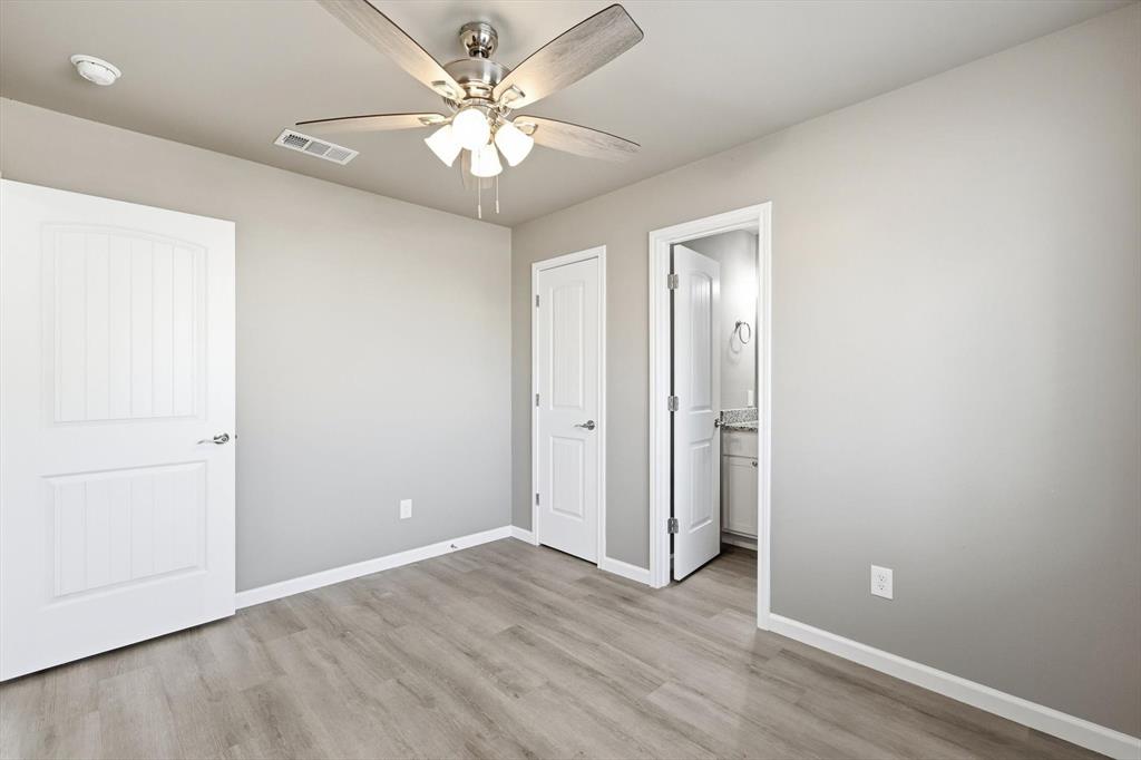 412 North Dallas Street Pilot Point, TX 76258 - Photo 19 of 32