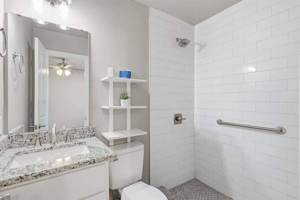 412 North Dallas Street Pilot Point, TX 76258 - Photo 20 of 32