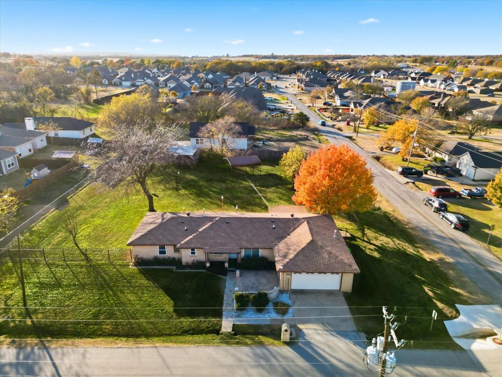 412 North Dallas Street Pilot Point, TX 76258 - Photo 30 of 32