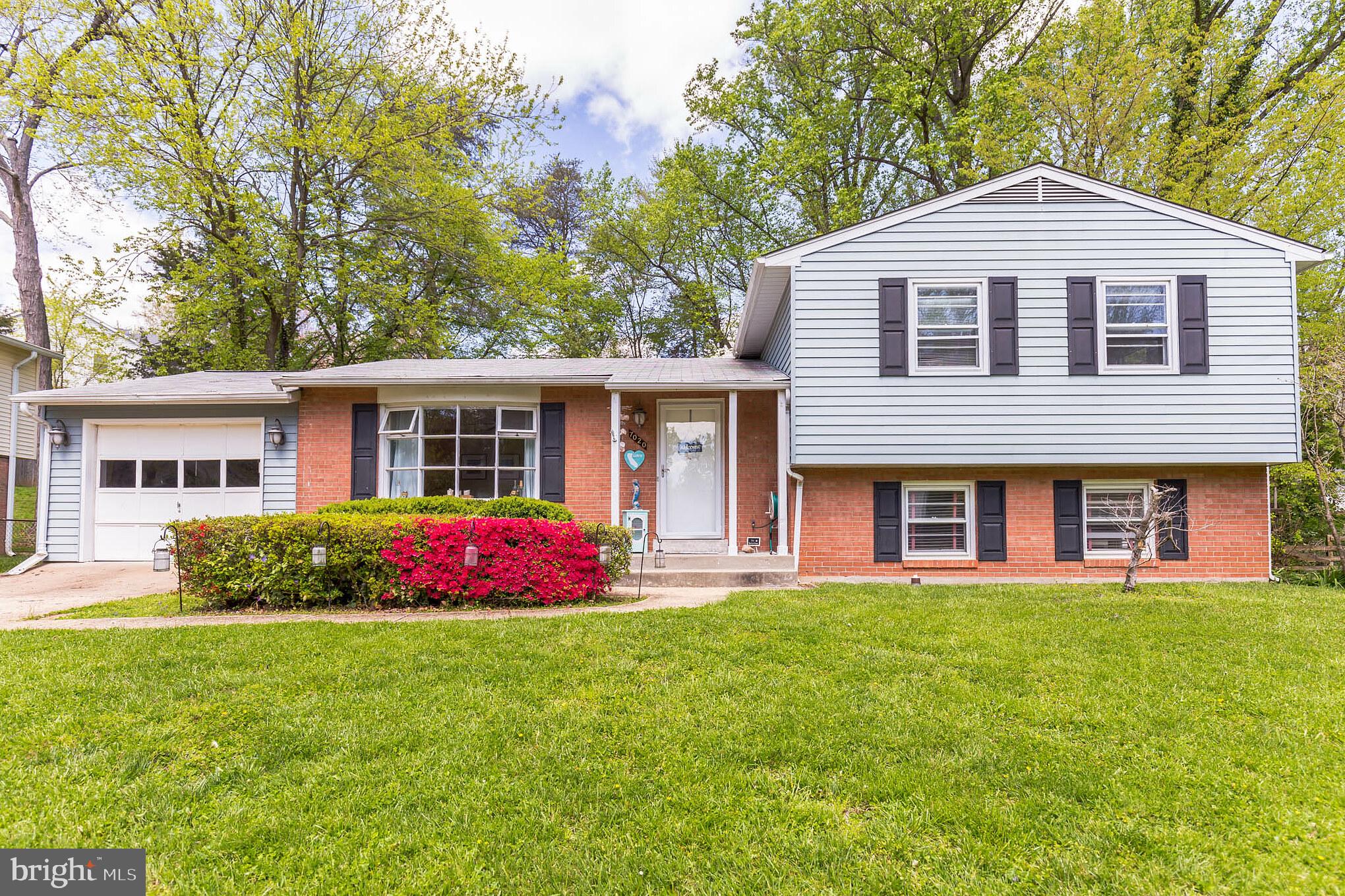 7020 Hadlow Drive Springfield, VA 22152 - Photo 29 of 29 a front view of house with yard