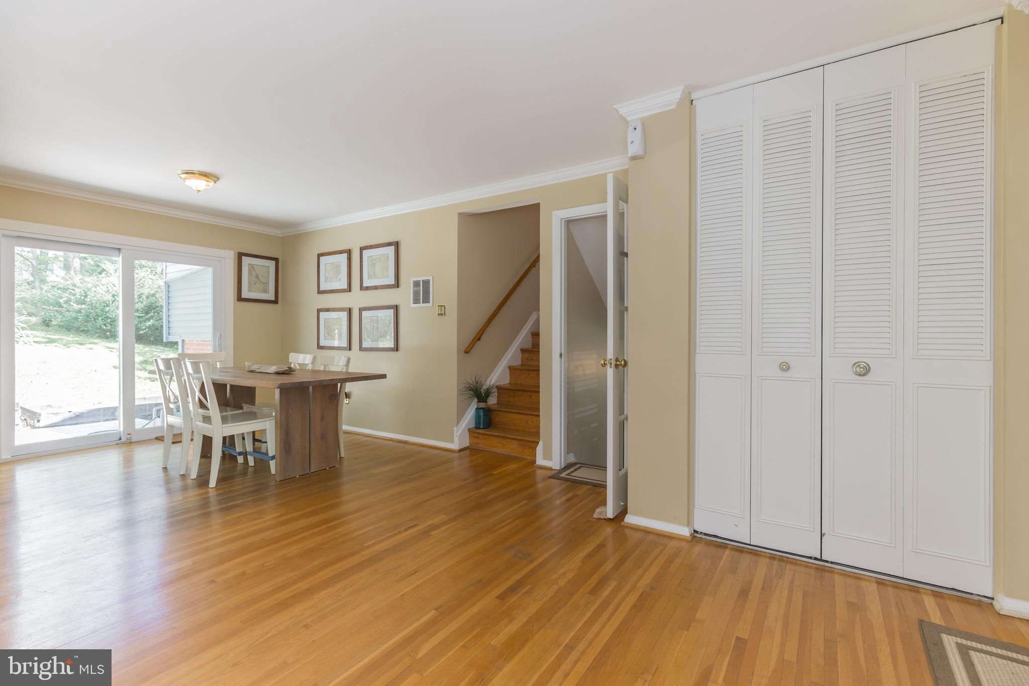 7020 Hadlow Drive Springfield, VA 22152 - Photo 10 of 29 a view of a livingroom with furniture and hardwood floor