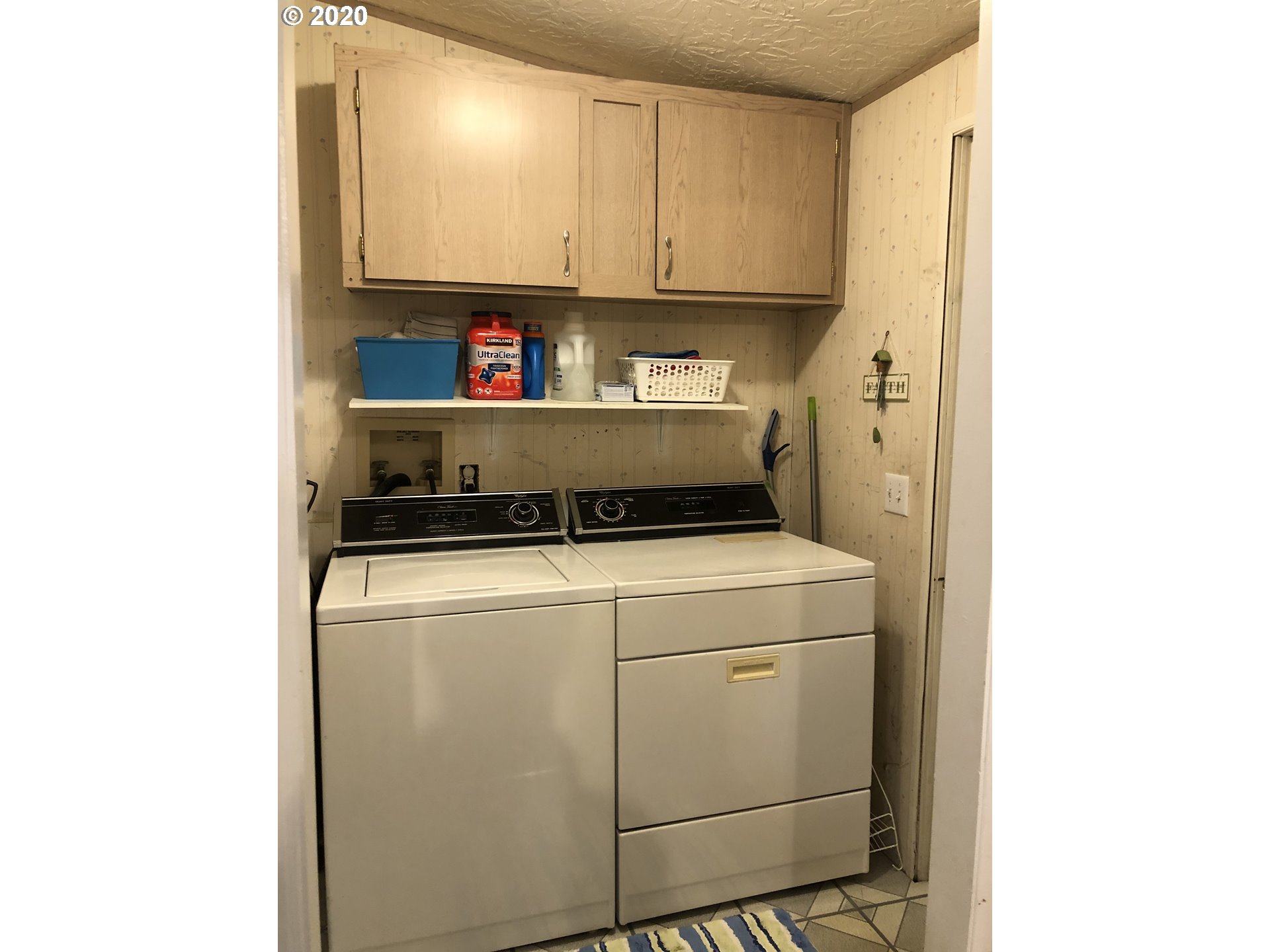 28455 Southwest Boones Ferry Road, Unit 15 Wilsonville, OR 97070 - Photo 11 of 12 Gallery Image 11