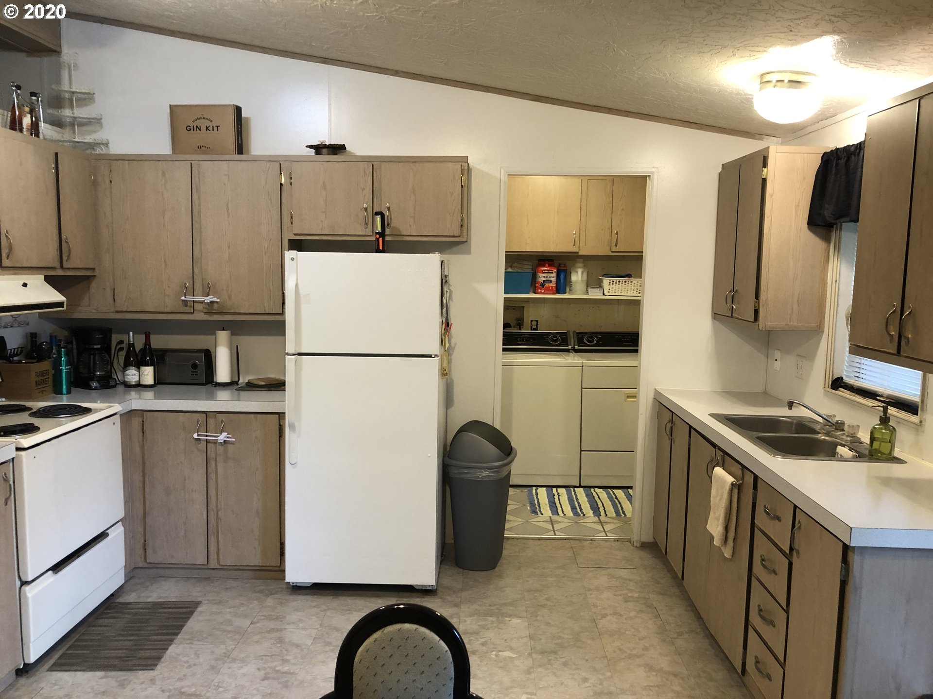 28455 Southwest Boones Ferry Road, Unit 15 Wilsonville, OR 97070 - Photo 6 of 12 Gallery Image 6