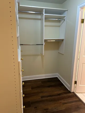 $815,000 | 1 Oak Brook Club Drive, Unit A105, Oak Brook, IL 60523