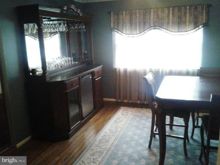 196 Canterbury Road Mount Laurel, NJ 08054 - Photo 3 of 20