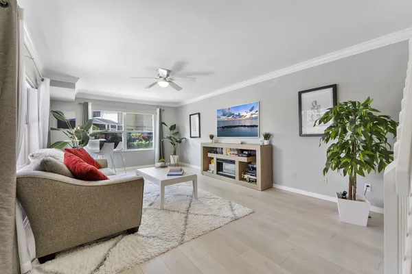 $344,999 | 5704 Wheatley Court, Boynton Beach, FL 33436