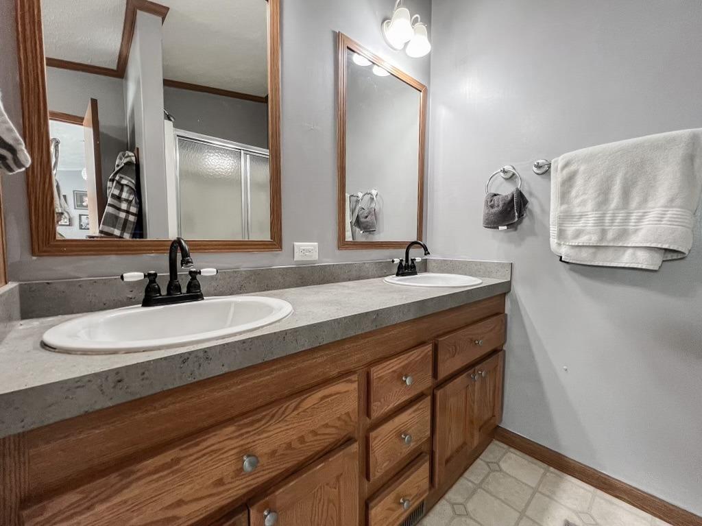 415 Lincoln Street Rising Sun, IN 47040 - Photo 25 of 41