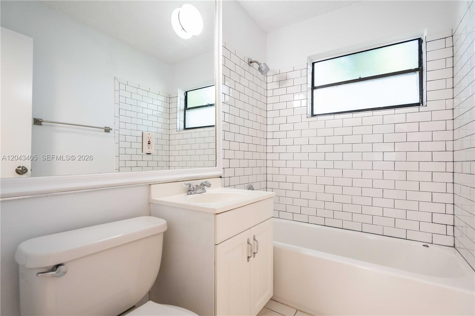 3265 Virginia Street, Unit 18 Miami, FL 33133 - Photo 16 of 25