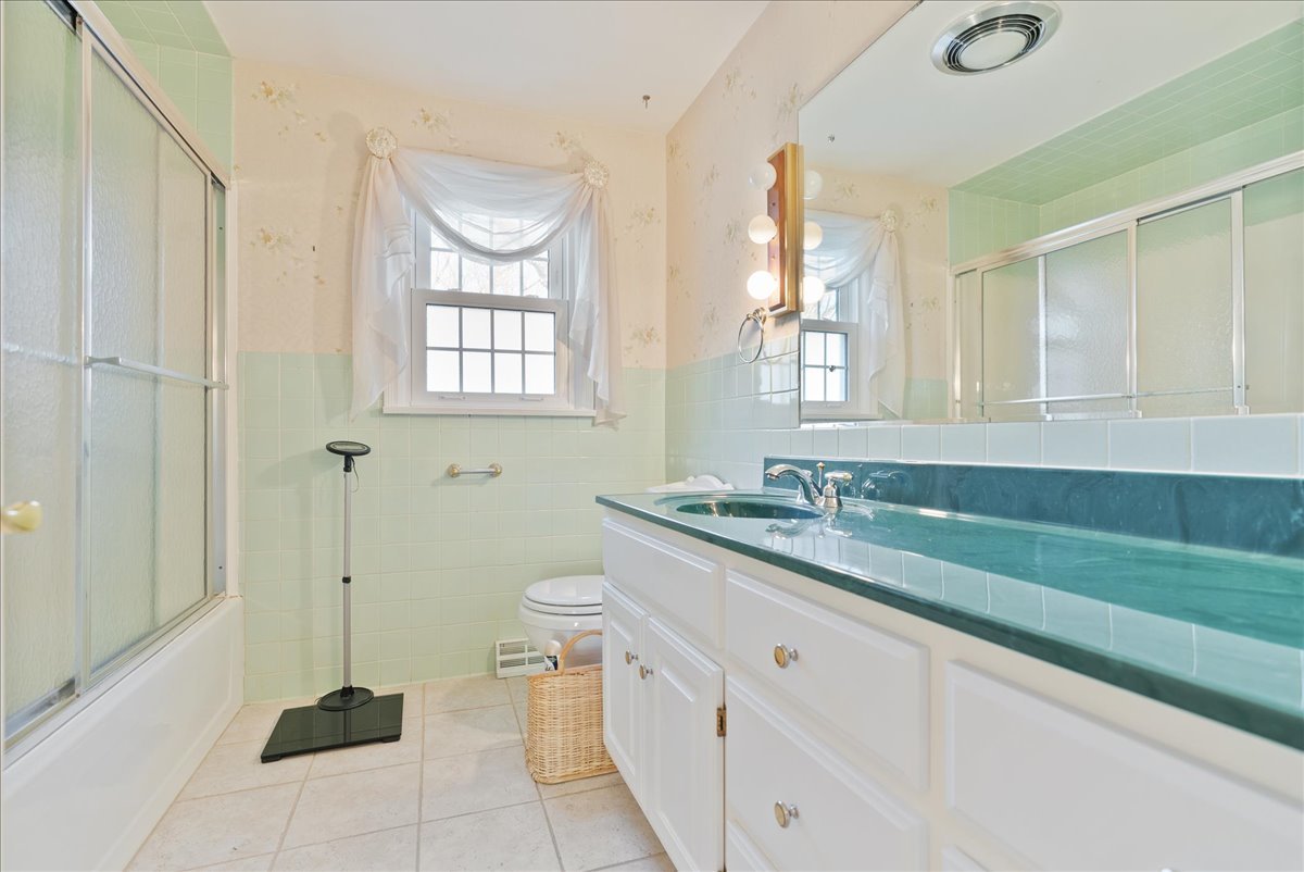 9578 Violet Valley Road Clinton, IL 61727 - Photo 22 of 34