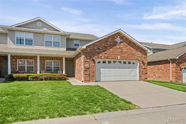 $255,000 | 630 Titan Drive, O'Fallon, IL 62269