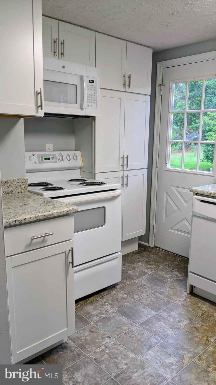 14378 Shanktown Road Reva, VA 22735 - Photo 11 of 17 New kitchen