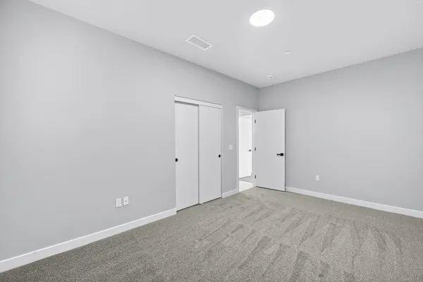 $2,600 | 66-274 Hacienda Avenue, Desert Hot Springs, CA 92240