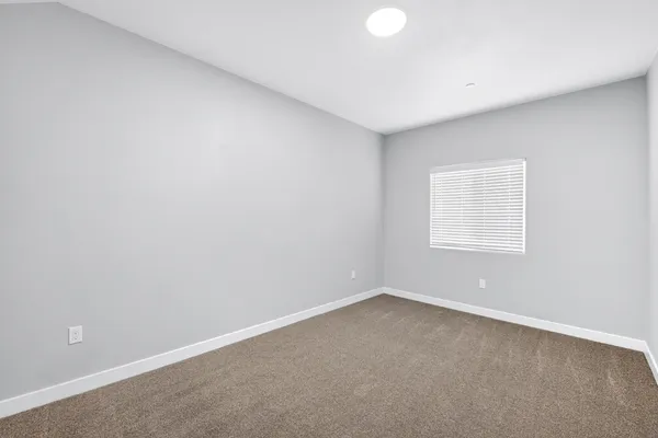 $2,600 | 66-274 Hacienda Avenue, Desert Hot Springs, CA 92240