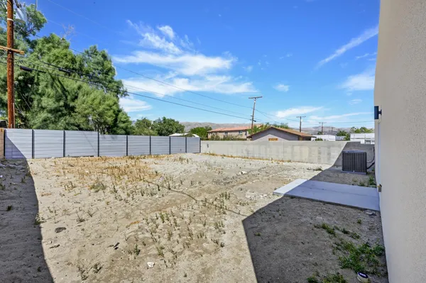 $2,600 | 66-274 Hacienda Avenue, Desert Hot Springs, CA 92240
