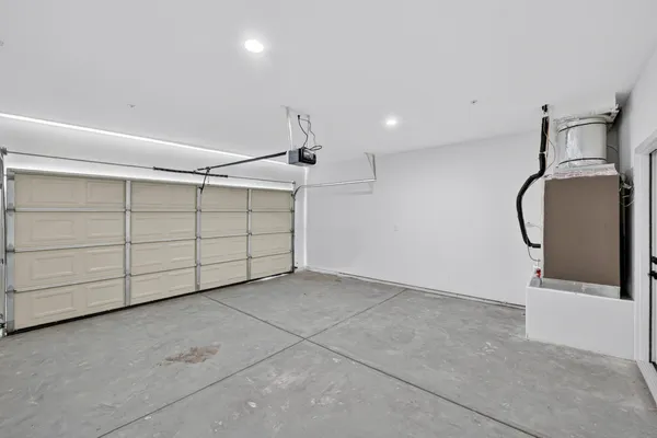 $2,600 | 66-274 Hacienda Avenue, Desert Hot Springs, CA 92240