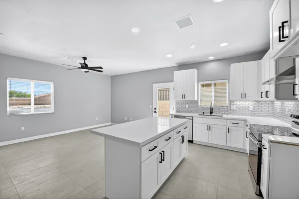 $2,600 | 66-274 Hacienda Avenue, Desert Hot Springs, CA 92240