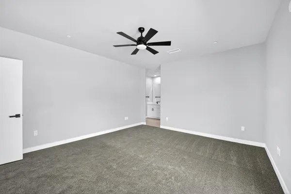 $2,600 | 66-274 Hacienda Avenue, Desert Hot Springs, CA 92240