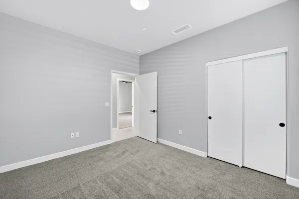 $2,600 | 66-274 Hacienda Avenue, Desert Hot Springs, CA 92240