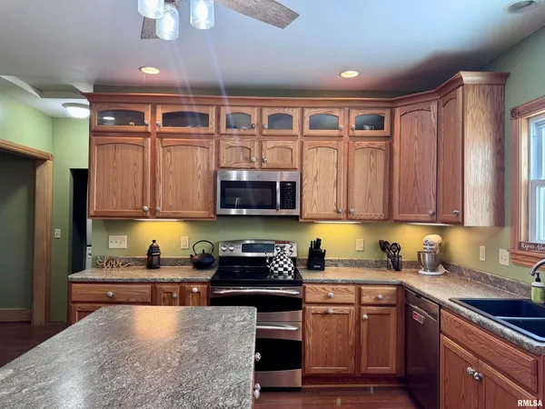 $229,900 | 1415 4th Street, Fulton, IL 61252