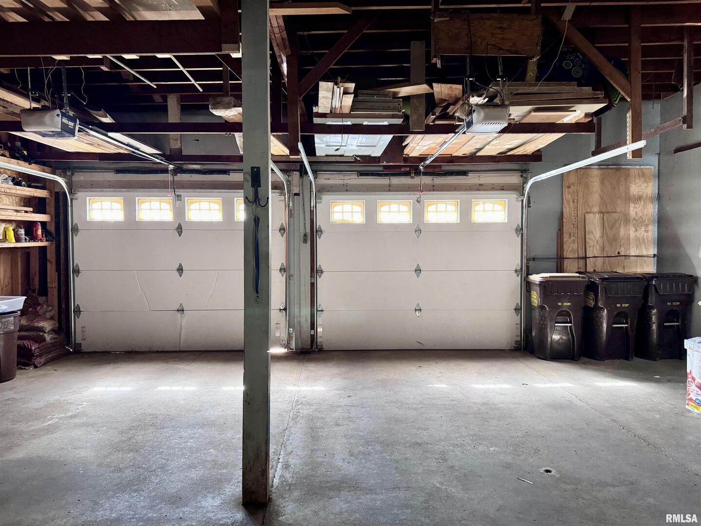 1415 4th Street Fulton, IL 61252 - Photo 57 of 58 a view of a garage