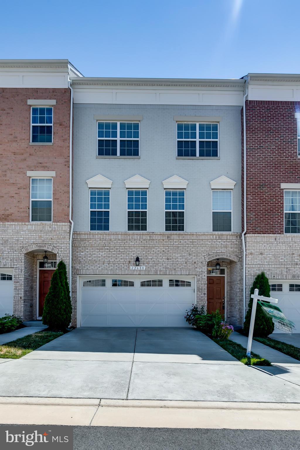 22688 Flowing Spring Square Ashburn, VA 20148 - Photo 2 of 30 Exterior (Front)