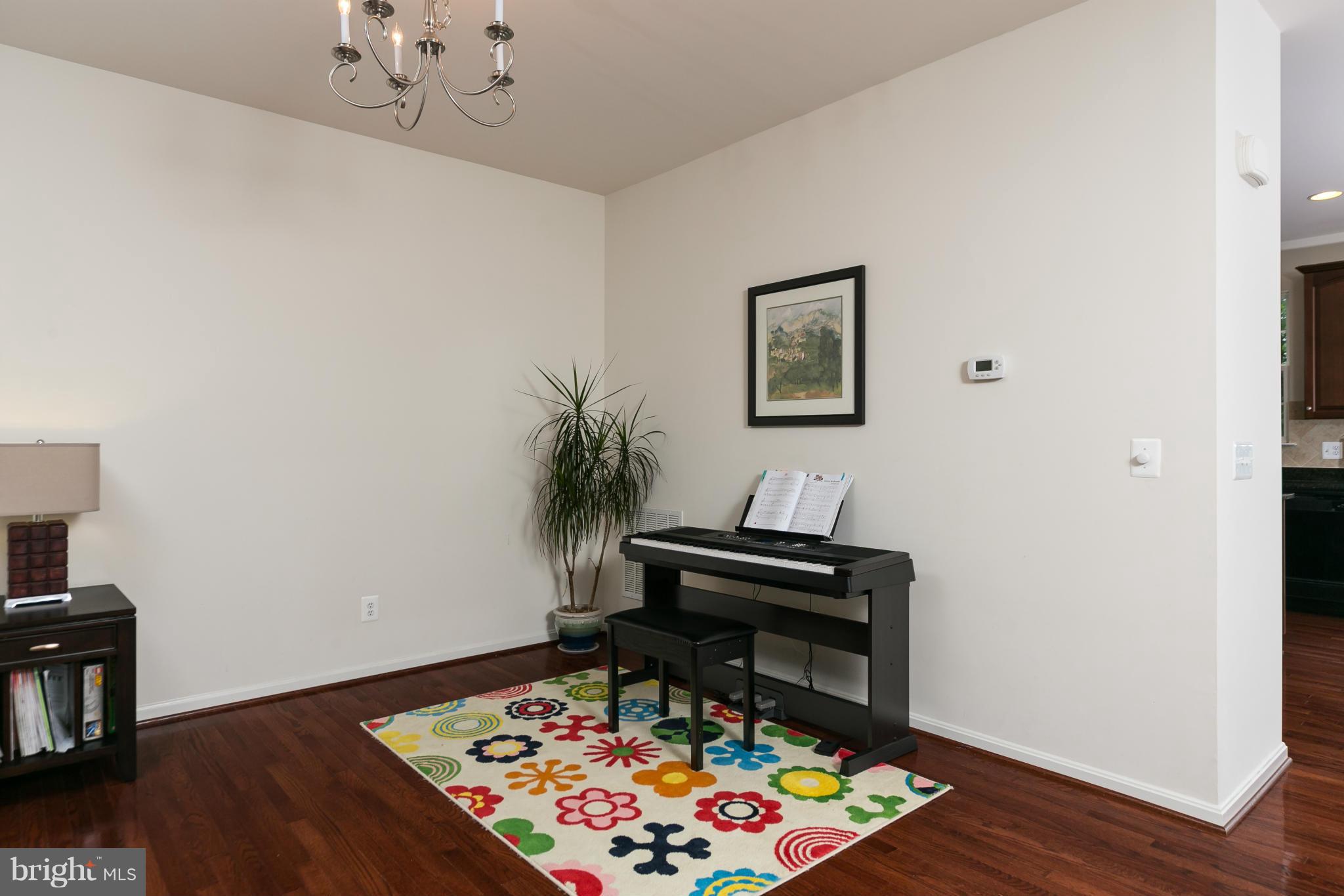 22688 Flowing Spring Square Ashburn, VA 20148 - Photo 11 of 30 Interior (General)