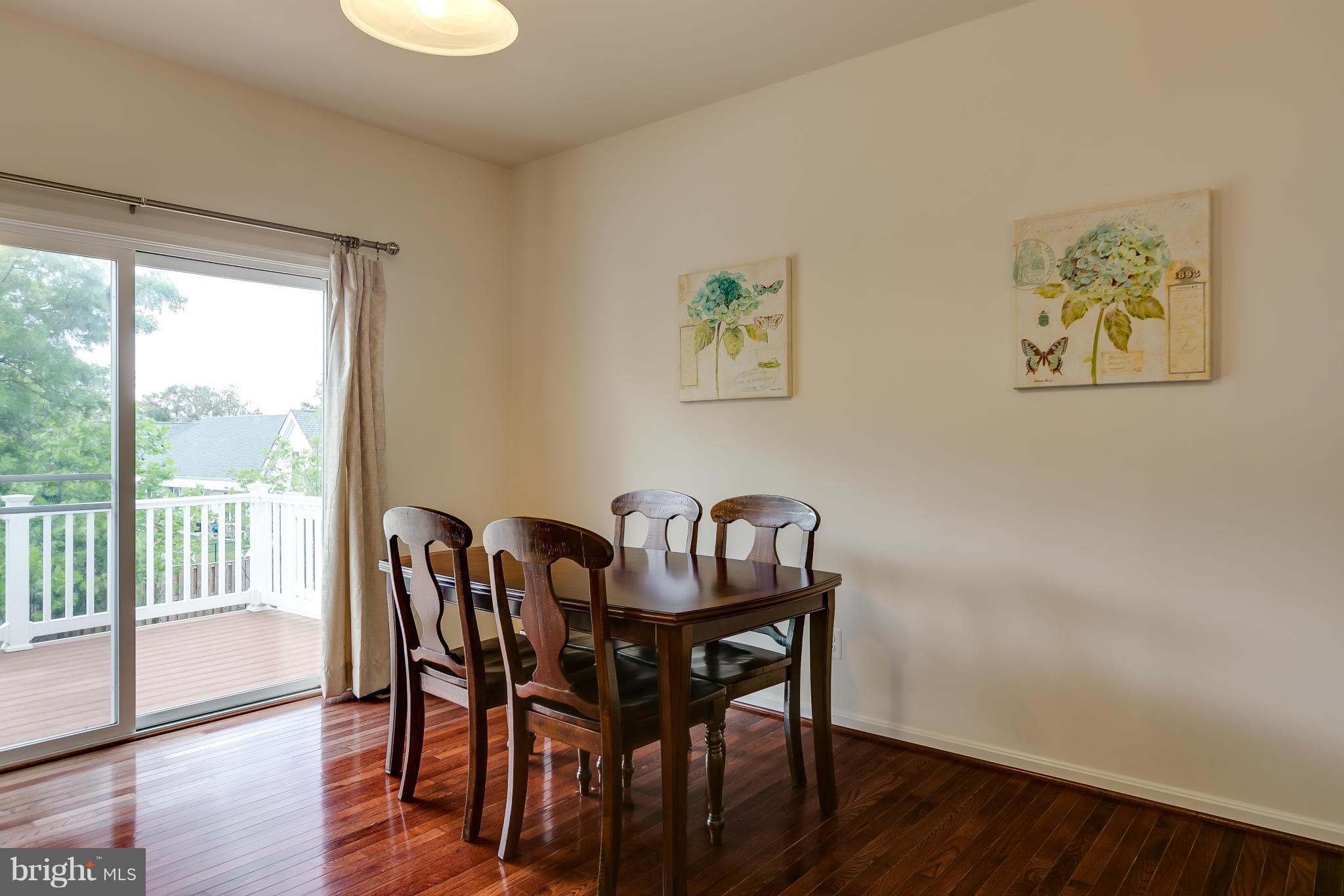 22688 Flowing Spring Square Ashburn, VA 20148 - Photo 14 of 30 Breakfast Room