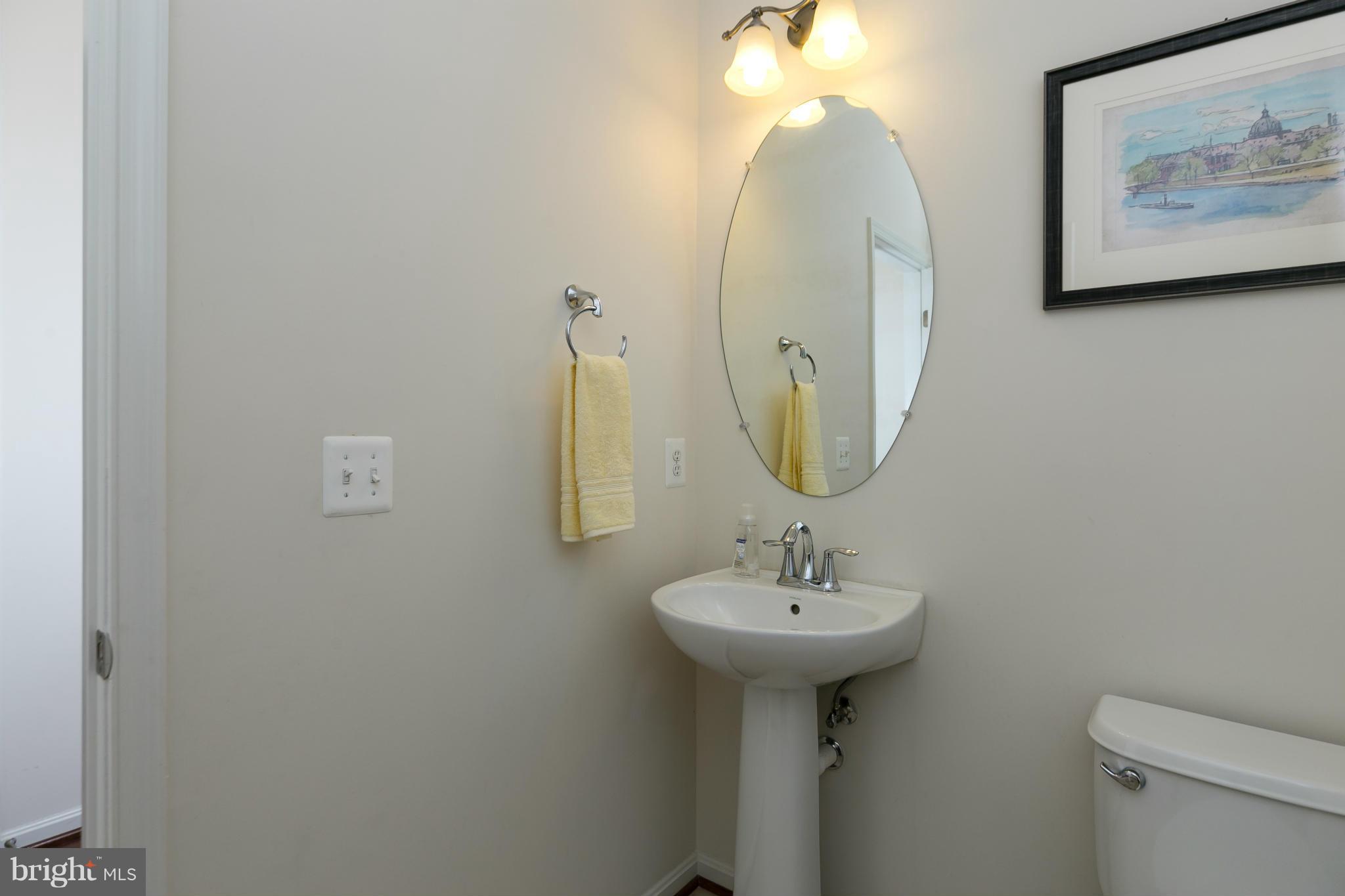 22688 Flowing Spring Square Ashburn, VA 20148 - Photo 24 of 30 Bath