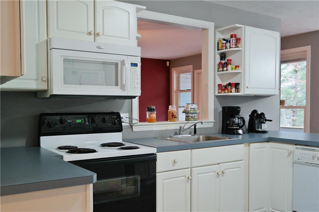 19 Ridgeway Circle Waterboro, ME 04061 - Photo 8 of 31 Photo