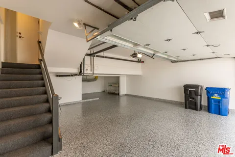 $1,250,000 | 13230 Fiji Way, Unit B, Marina del Rey, CA 90292