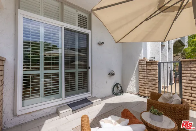 $1,250,000 | 13230 Fiji Way, Unit B, Marina del Rey, CA 90292