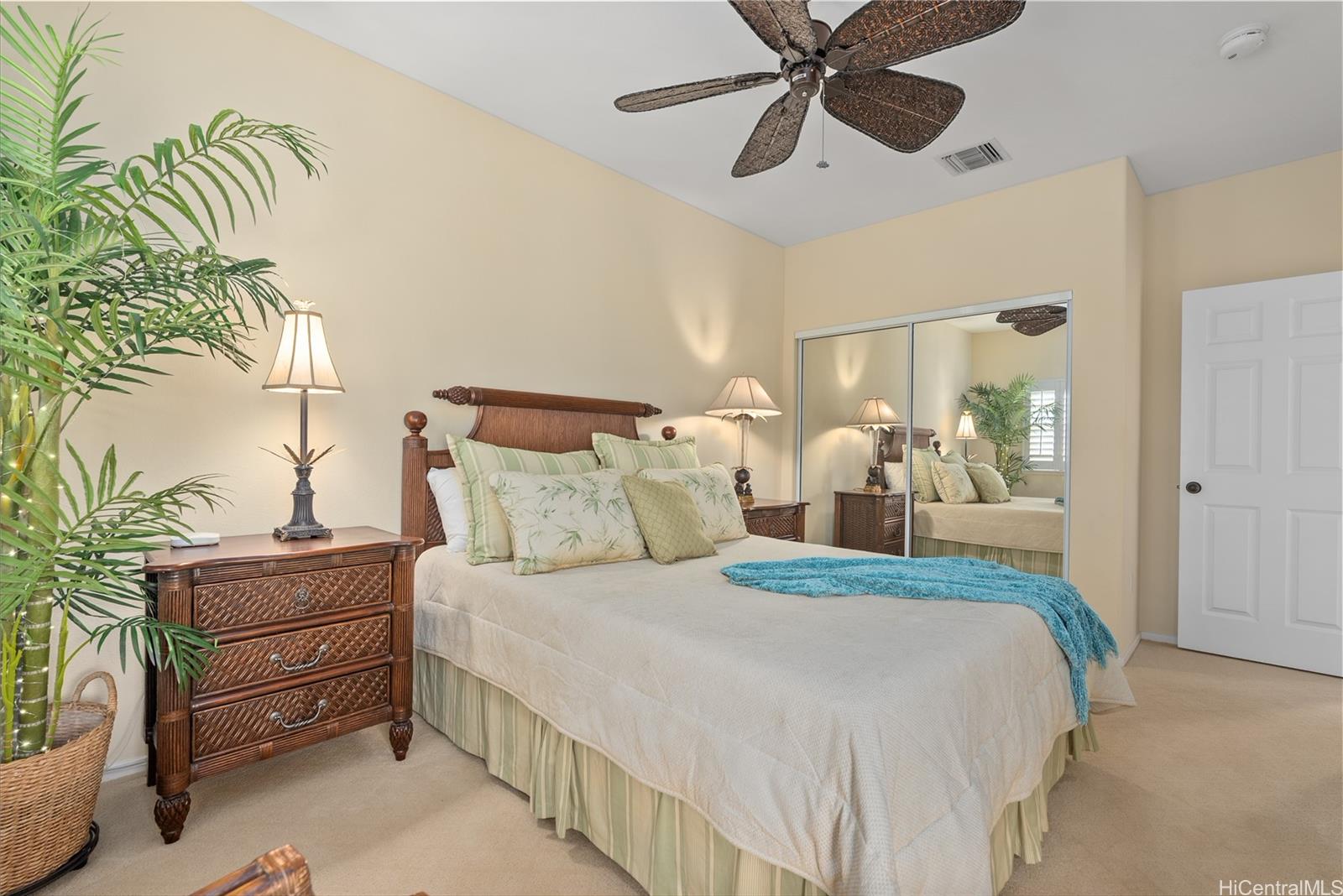 92-1096 Olani Street, Unit 132 Kapolei, HI 96707 - Photo 19 of 25 2nd Floor 3rd Bedroom