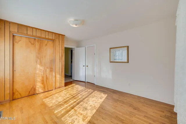 $155,000 | 185 Banjo Drive, Hiltons, VA 24258