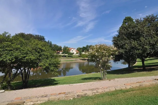 $299,000 | 505 Ranch Trail, Unit 105, Irving, TX 75063