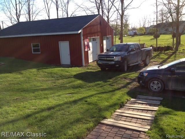 4615 Vines Road Howell, MI 48843 - Photo 7 of 18 Pole Barn.jpg