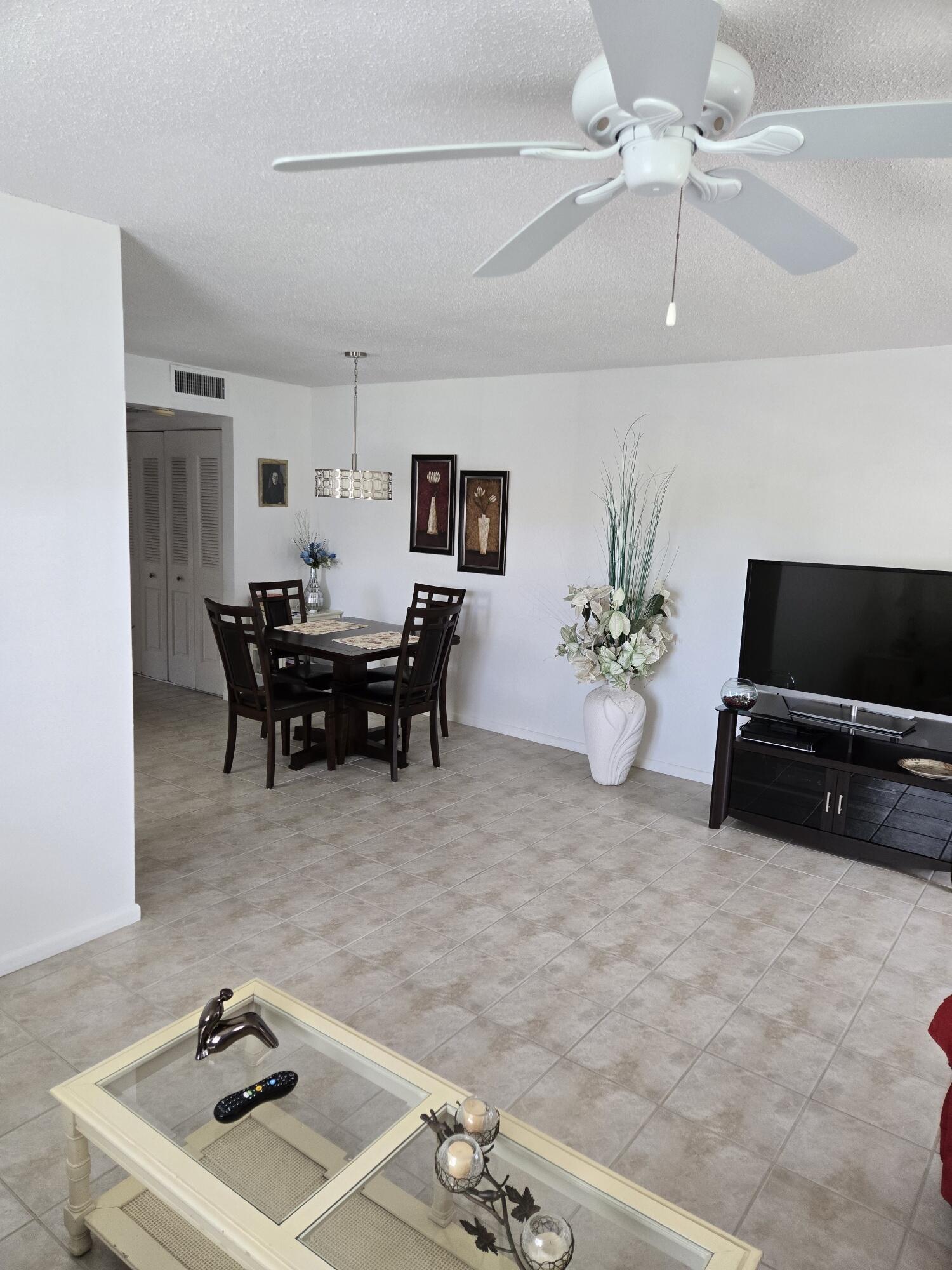 319 Windsor North West Palm Beach, FL 33417 - Photo 3 of 14 20250128_141356_resized_1