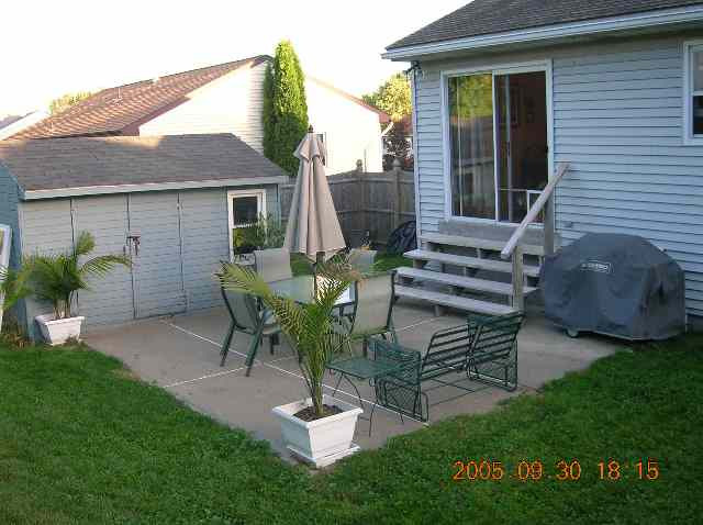 42 Abby Road Colonie, NY 12110 - Photo 2 of 8 Photo 2