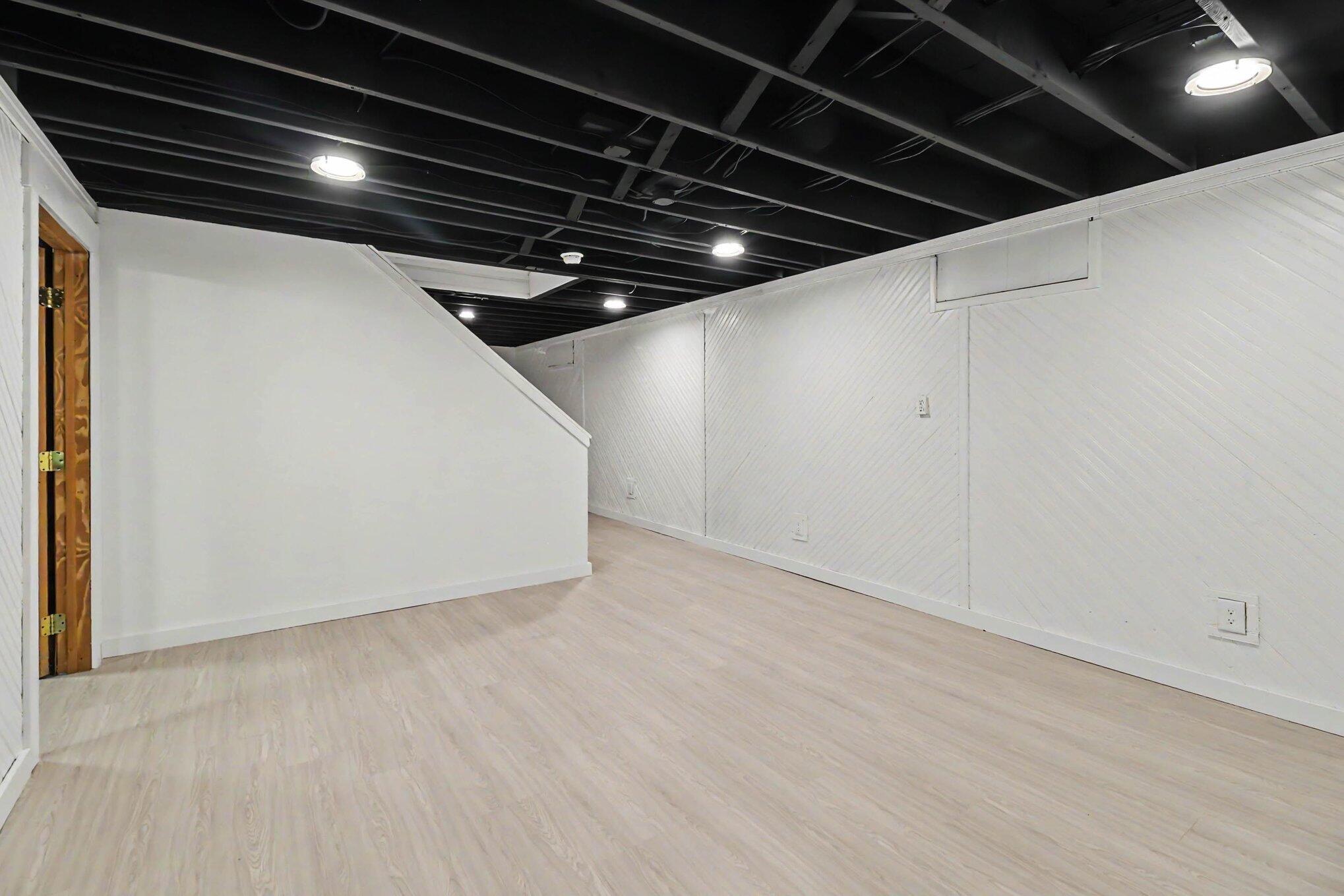 4370 Red Apple Road Manistee, MI 49660 - Photo 32 of 49 032_file_7958