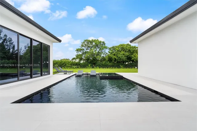 $5,600,000 | 1520 Southwest 149th Terrace, Fort Lauderdale, FL 33325