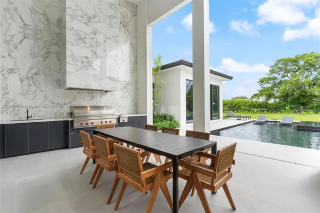 $5,600,000 | 1520 Southwest 149th Terrace, Fort Lauderdale, FL 33325