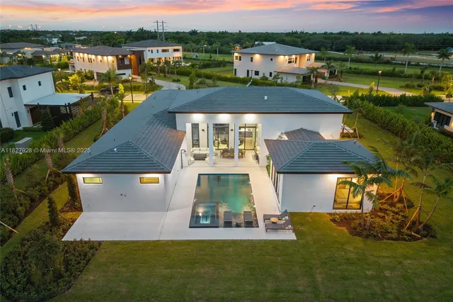 $5,600,000 | 1520 Southwest 149th Terrace, Fort Lauderdale, FL 33325