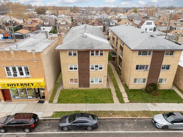 $159,900 | 5121 West Diversey Avenue, Unit 3S, Chicago, IL 60639