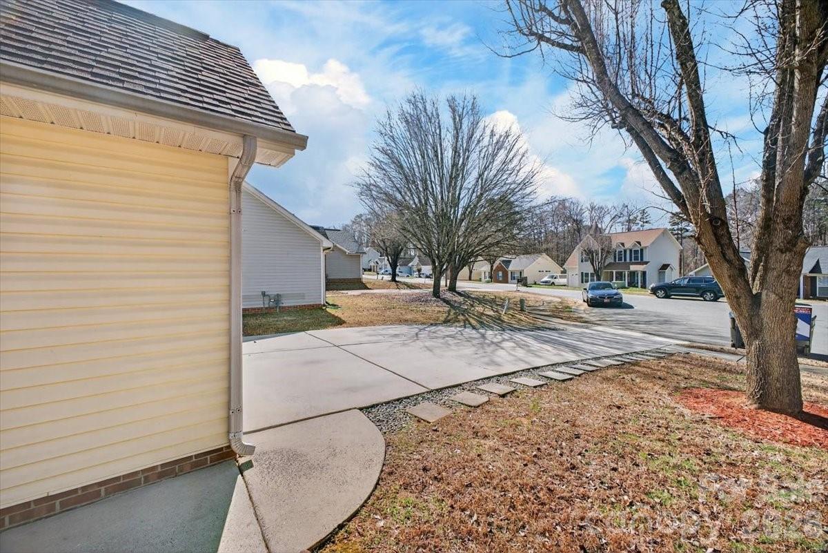 7124 Rumple Road Charlotte, NC 28262 - Photo 9 of 47 Gallery Image 9