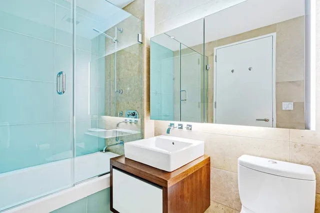 $1,949,000 | 247 West 46th Street, Unit 3205 | Theater District