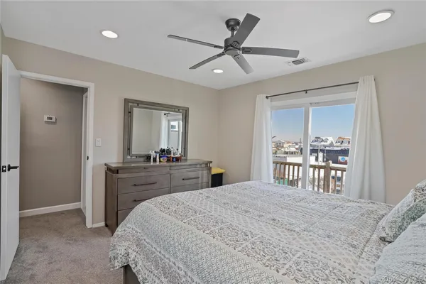 $318,000 | 825 South Ocean Avenue, Unit 2, Freeport, NY 11520