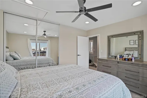 $318,000 | 825 South Ocean Avenue, Unit 2, Freeport, NY 11520